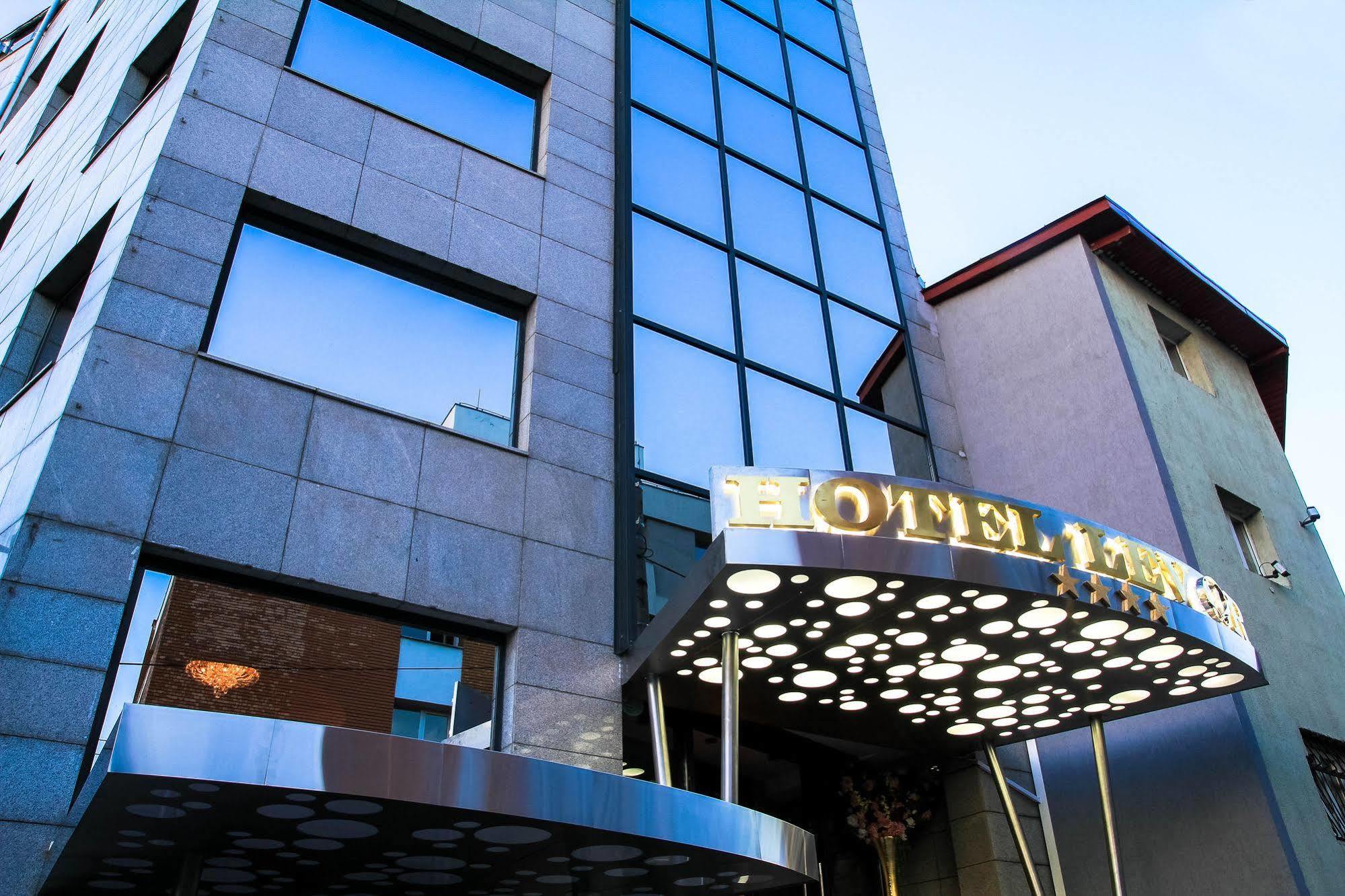 Best Western Hotel Lev Or I Bukurešť Exteriér fotografie