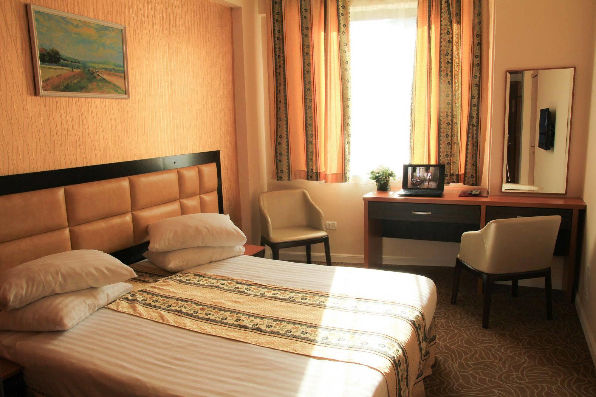Best Western Hotel Lev Or I Bukurešť Exteriér fotografie