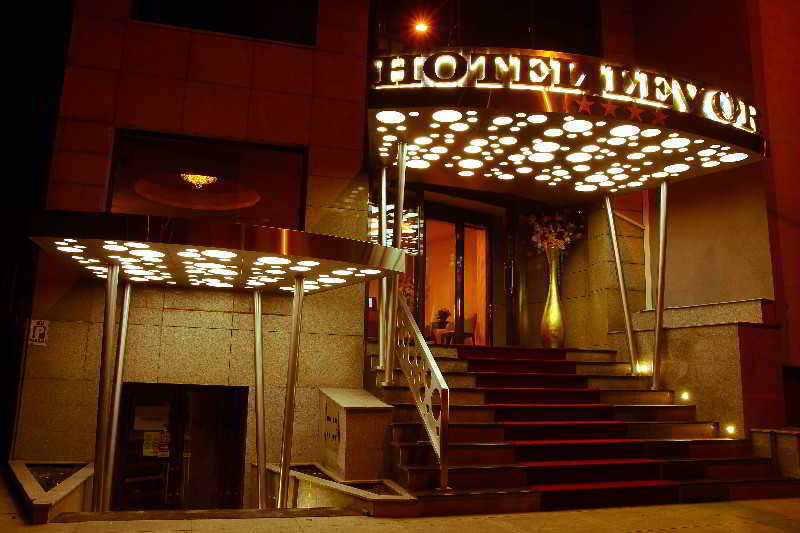 Best Western Hotel Lev Or I Bukurešť Exteriér fotografie